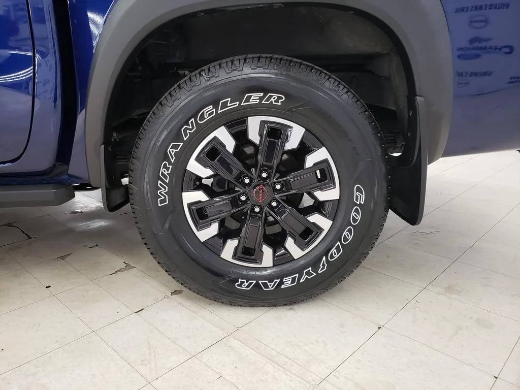 Used 2022 Deep Blue Pearl Nissan PRO-4X image 26