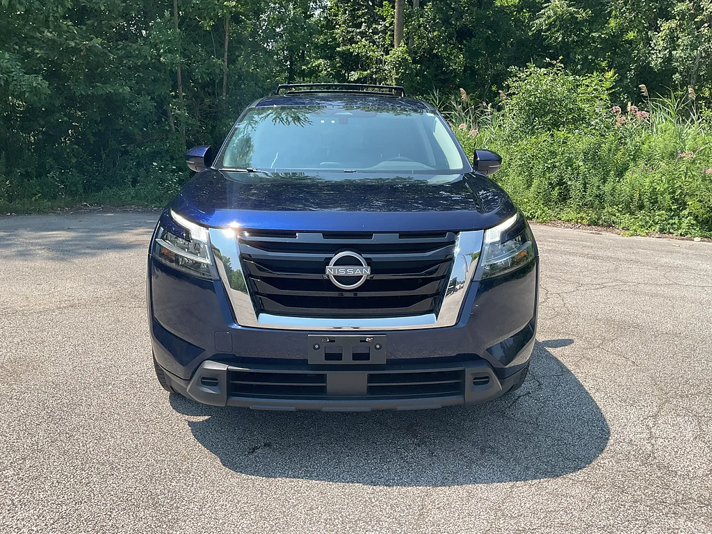Used 2022 Deep Ocean Blue Pearl Nissan SV image 2