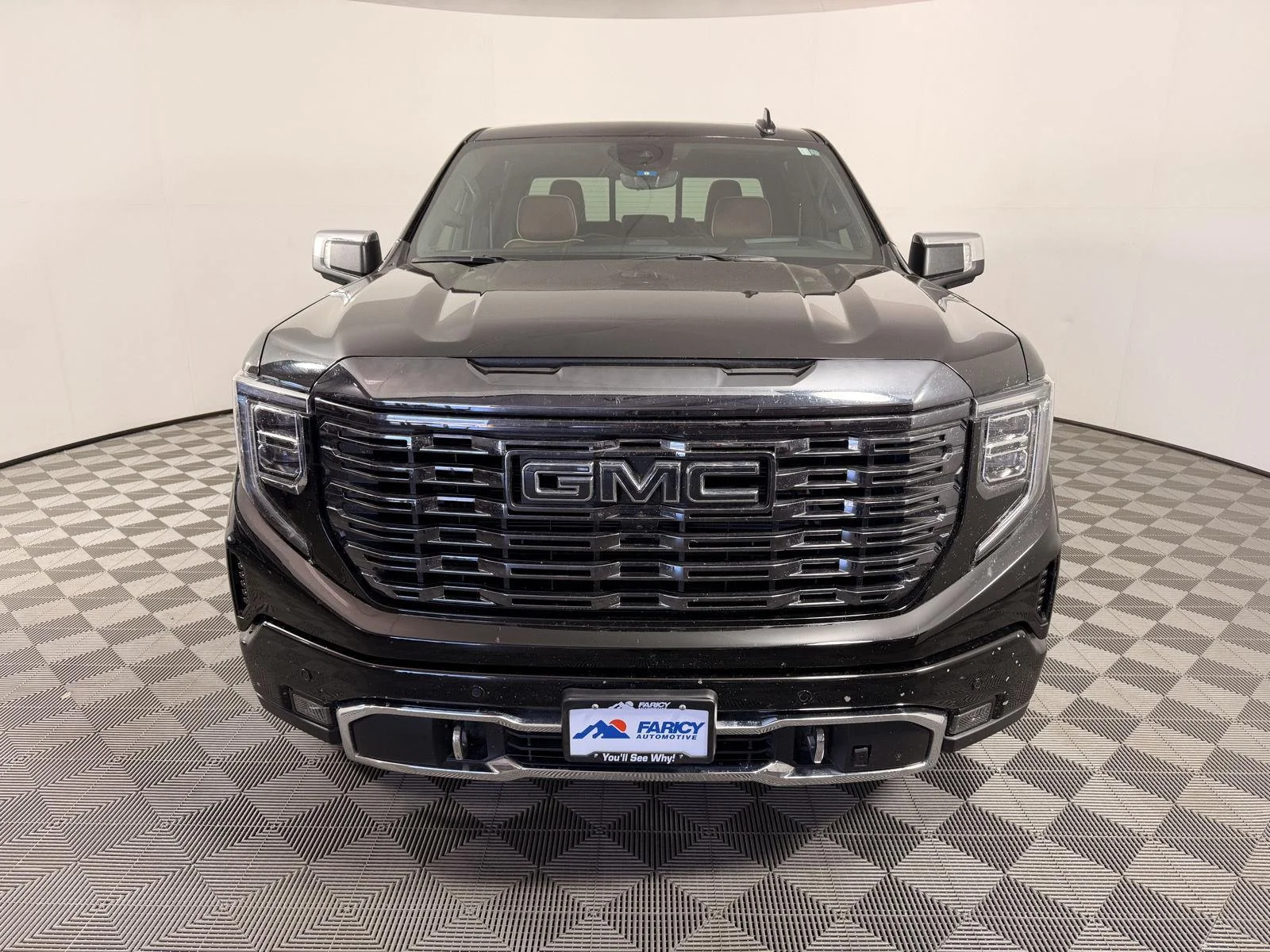 Used 2024 Onyx Black GMC Denali Ultimate image 10