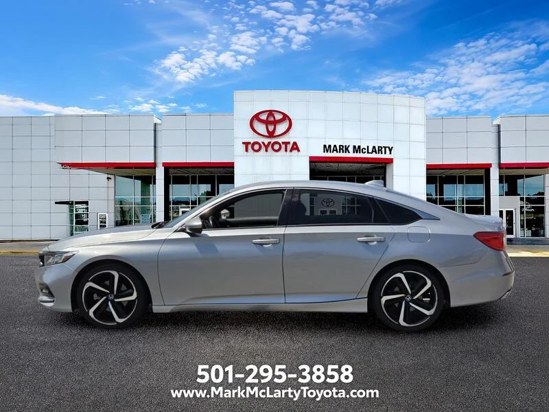 Used 2018 SILVER Honda SPORT 1.5T CVT image 2