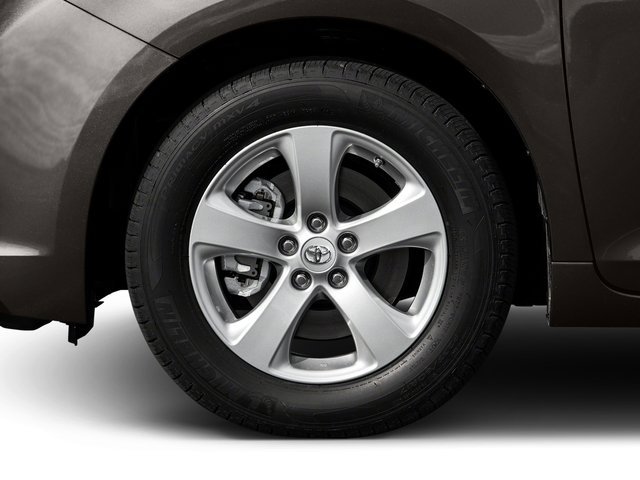 Used 2016 Predawn Gray Mica Toyota LE image 11