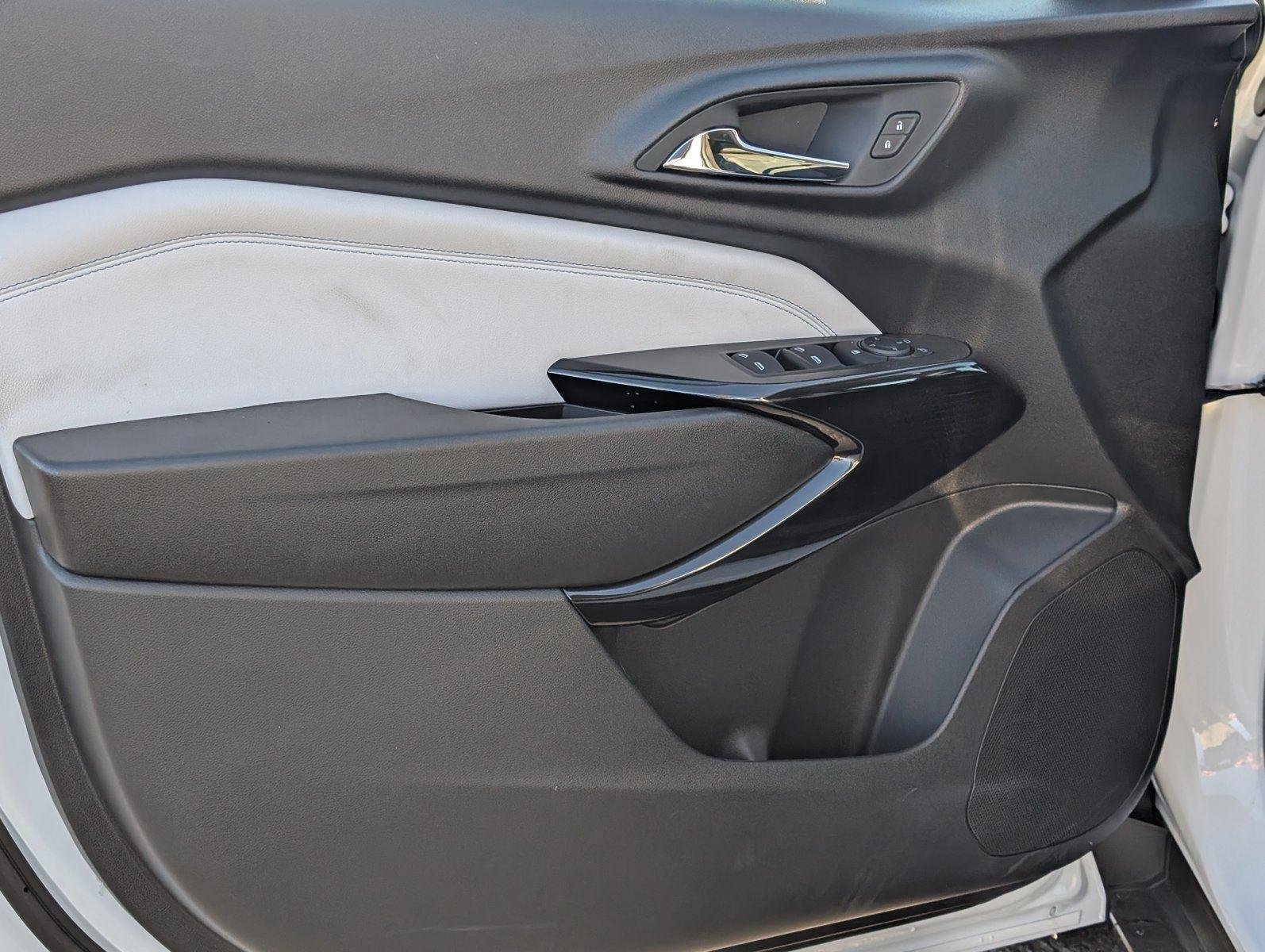 2026 Chevrolet Trax LT - Photo 14
