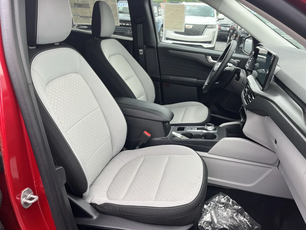2026 Ford Escape Active - Photo 18