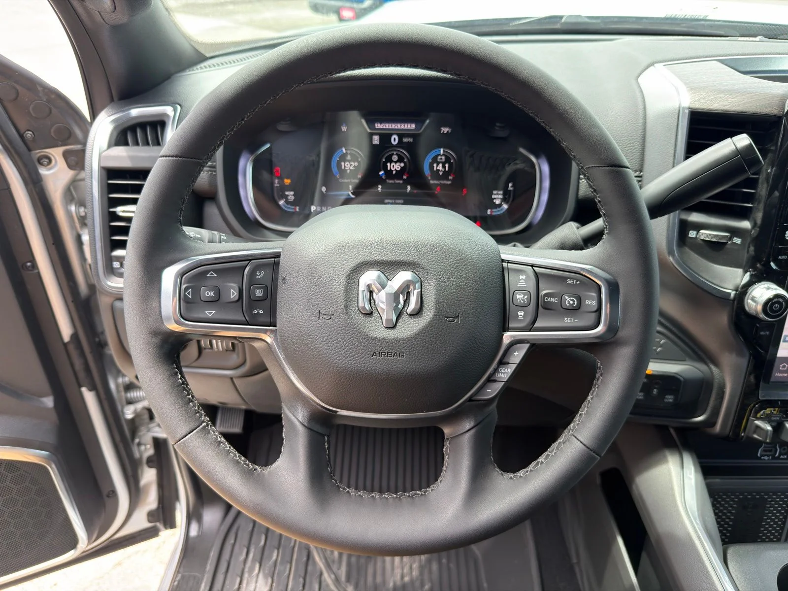 New 2026 Silver-Zynith Exterior Paint RAM Laramie image 20