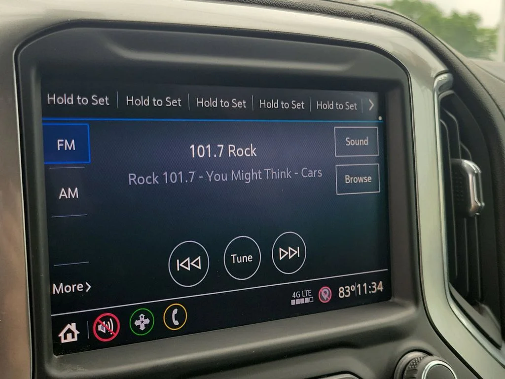 Used 2020  Chevrolet LT image 26
