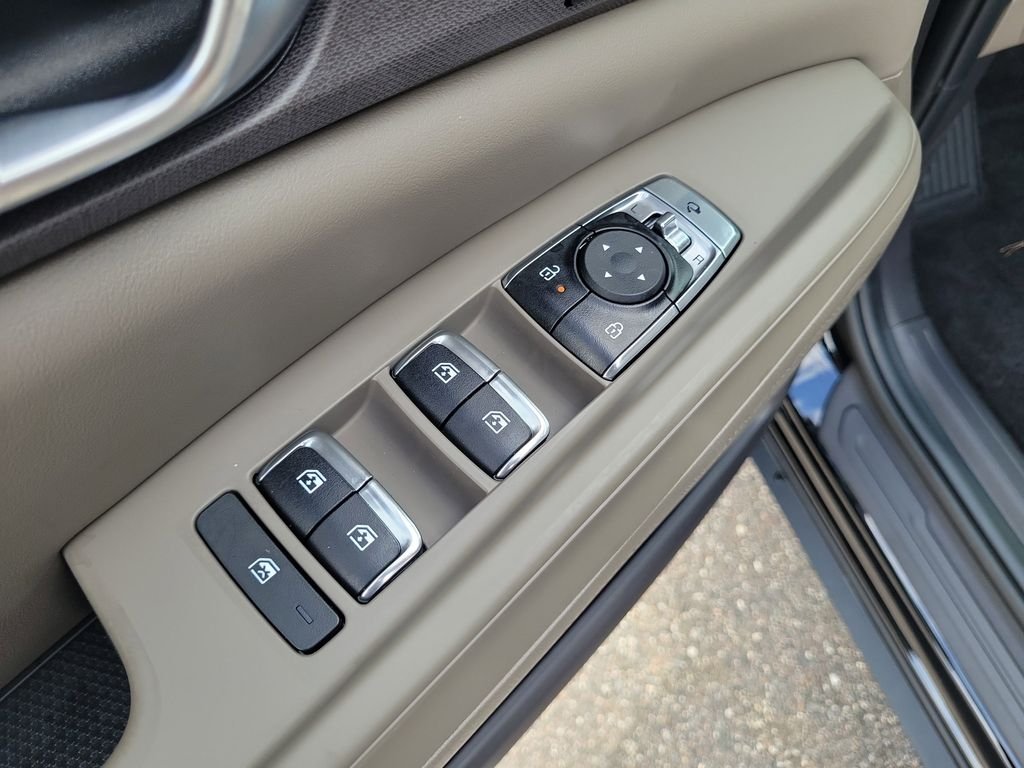 New 2026 Black Kia EX image 21