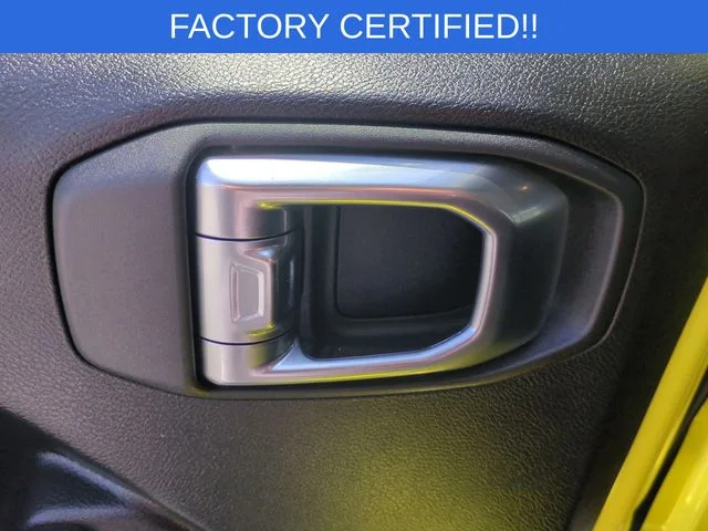 Used 2023 Yellow Jeep Sport S image 27