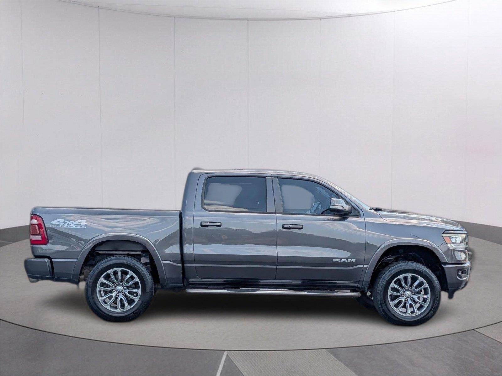 Used 2020 Granite Crystal Metallic Clearcoat Ram Laramie image 8