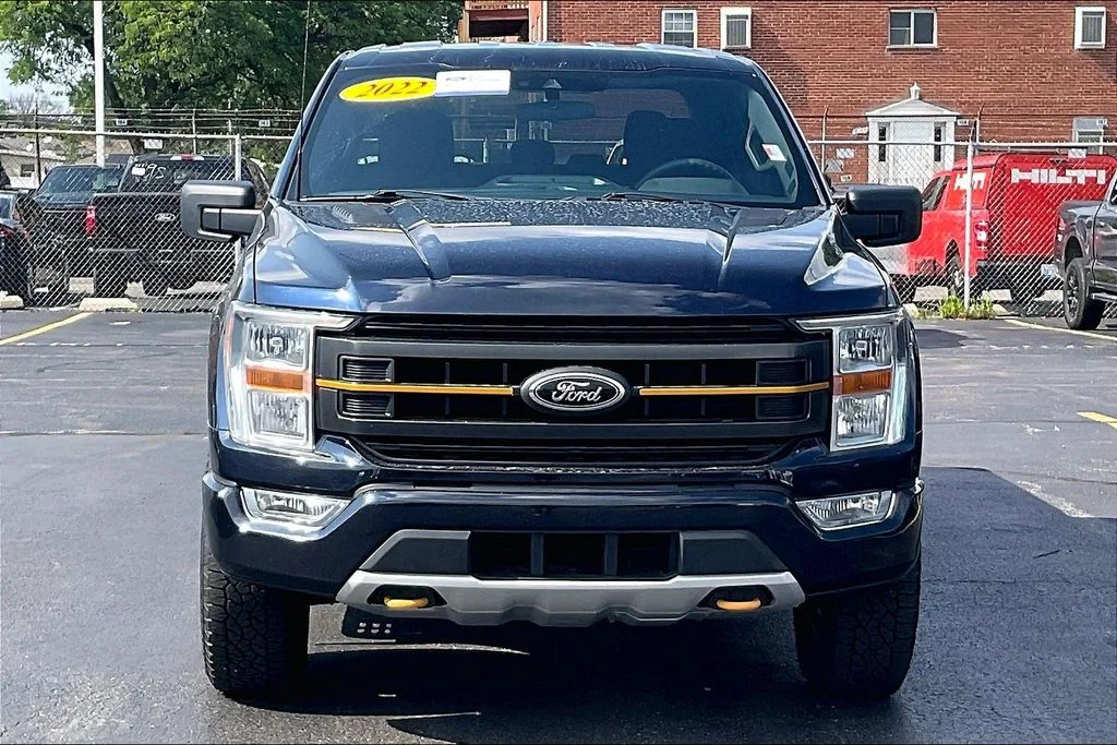 Used 2022 Blue Ford Tremor image 2