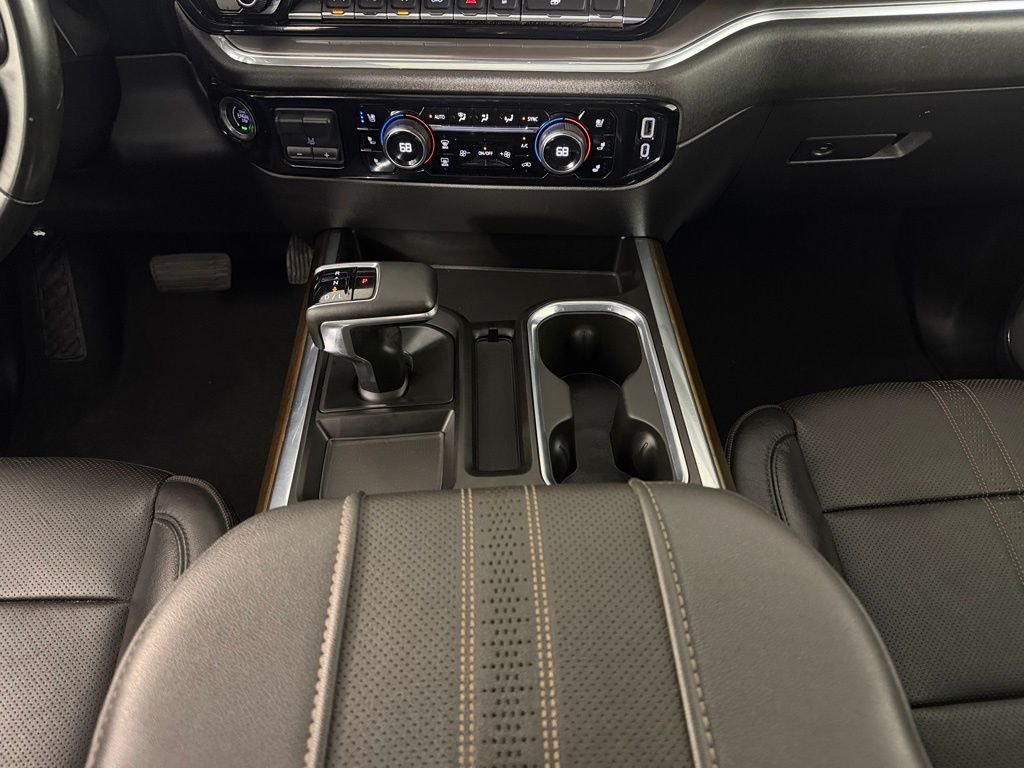 Used 2023 Beige Chevrolet High Country image 17