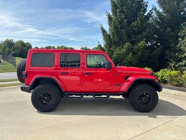 Used 2025 Red Jeep Sahara image 6