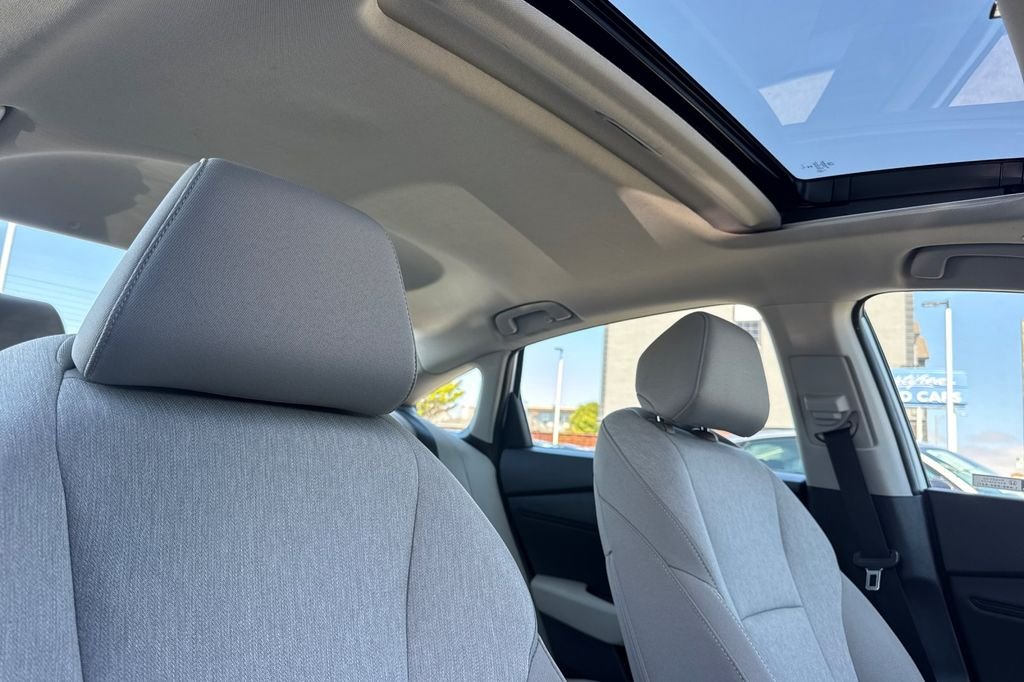 Certified Used 2024 Platinum White Pearl Honda EX image 19