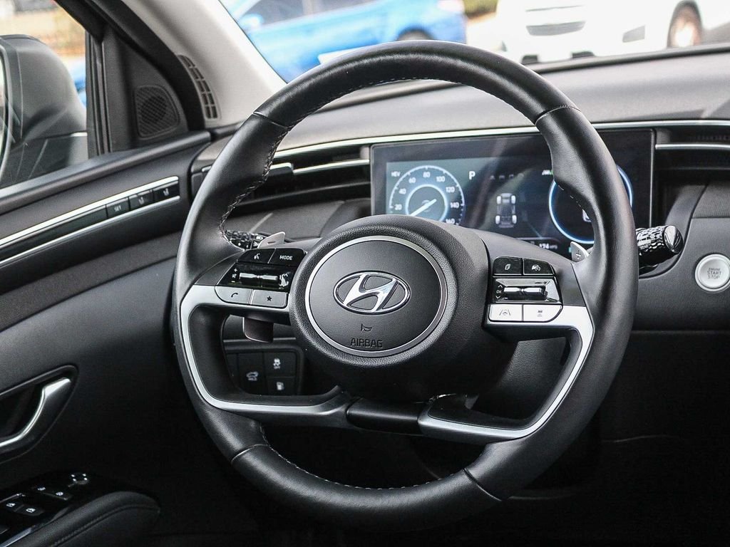 Used 2023 Black Hyundai Limited image 16