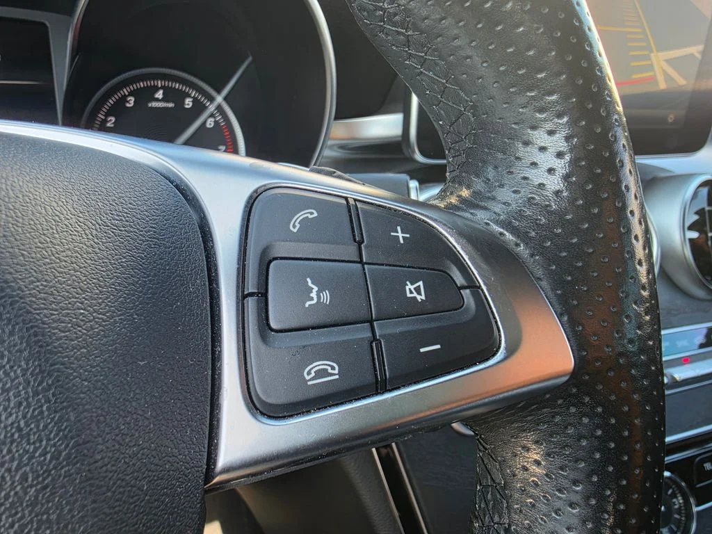 Used 2016  Mercedes-Benz C 300 image 17