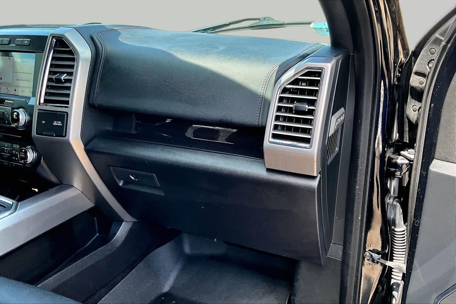 Used 2016 Shadow Black Ford Platinum image 19