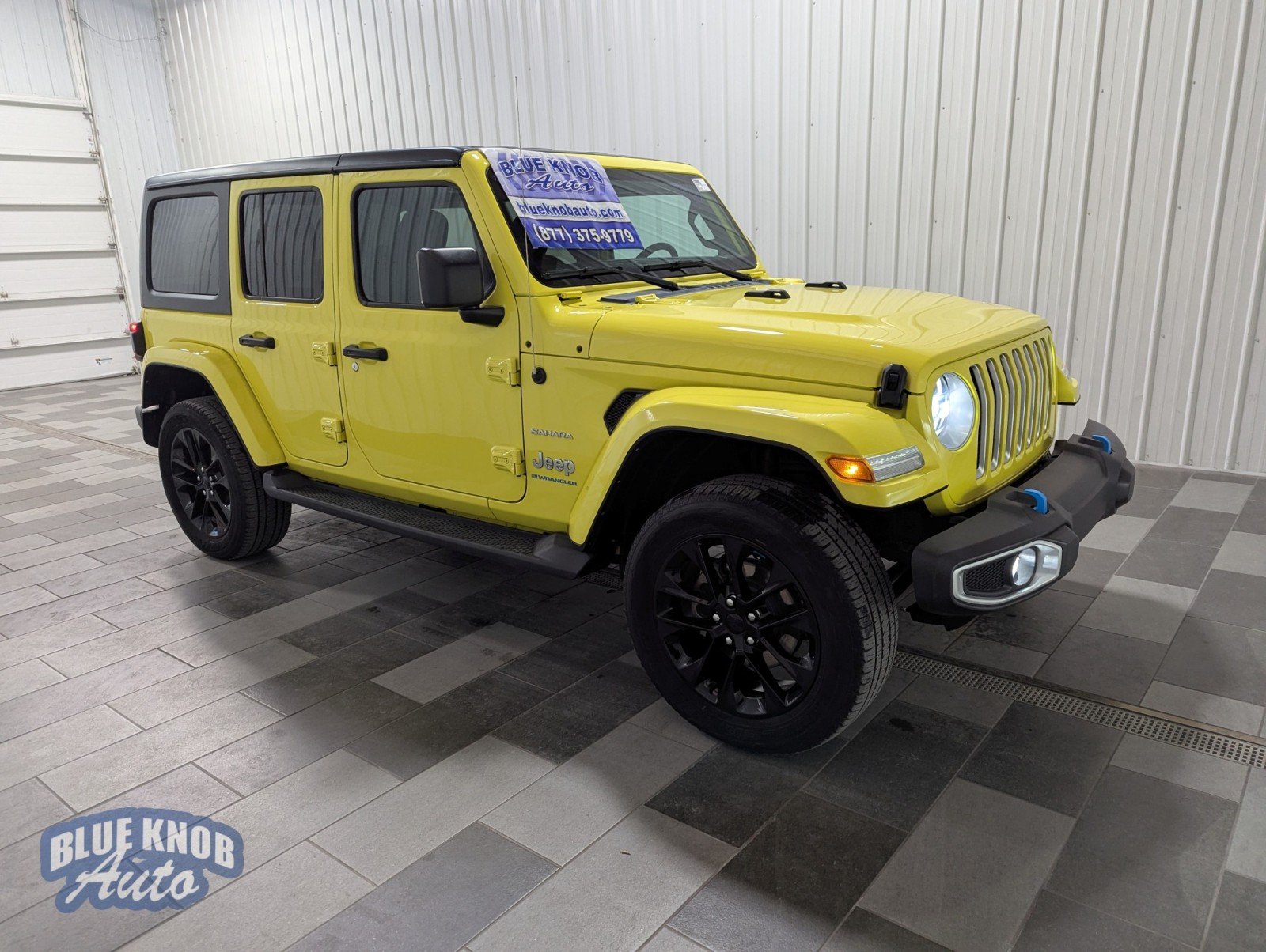 2023 Jeep Wrangler 4xe Sahara photo 4