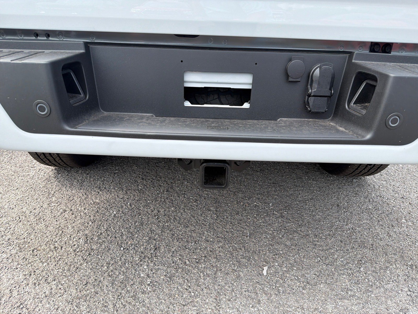 New 2026 Avalanche Ford Platinum® image 7