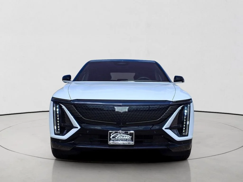 New 2026 Vibrant White Tricoat Cadillac Sport image 3