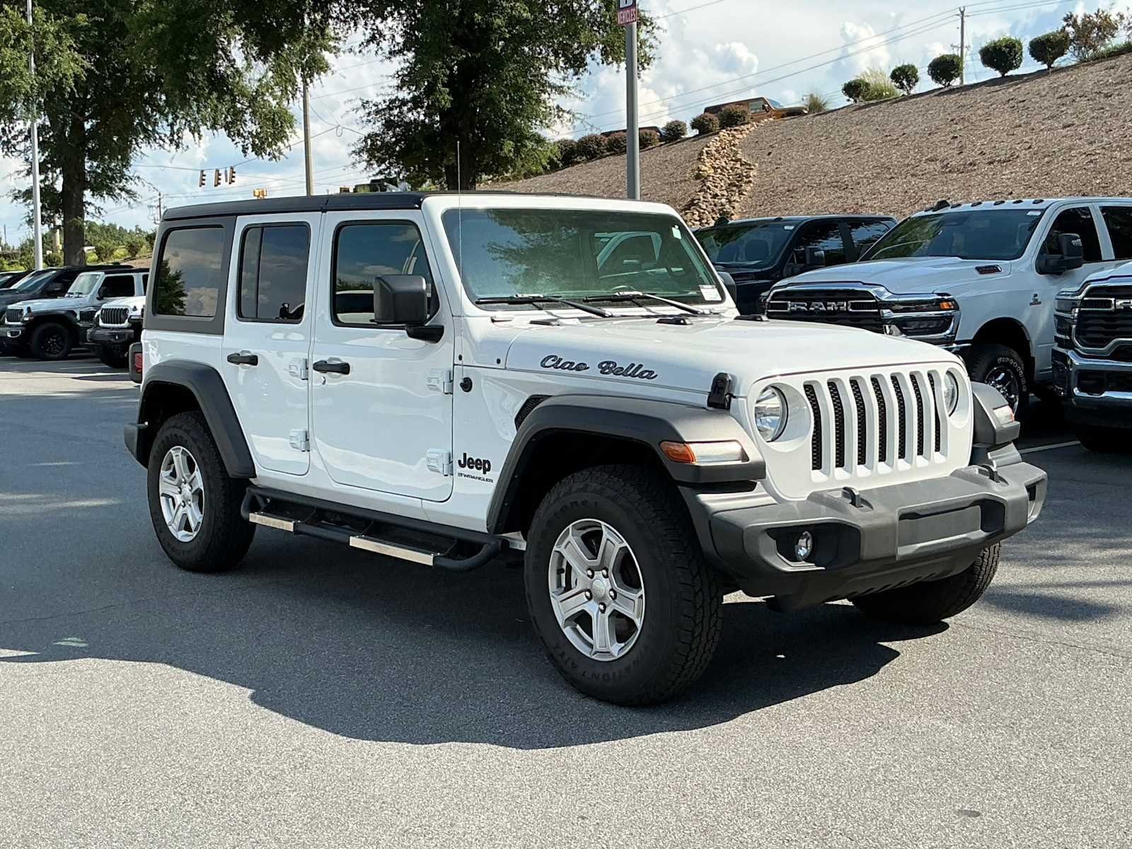 Used 2023 Bright White Clearcoat Jeep Sport S image 7