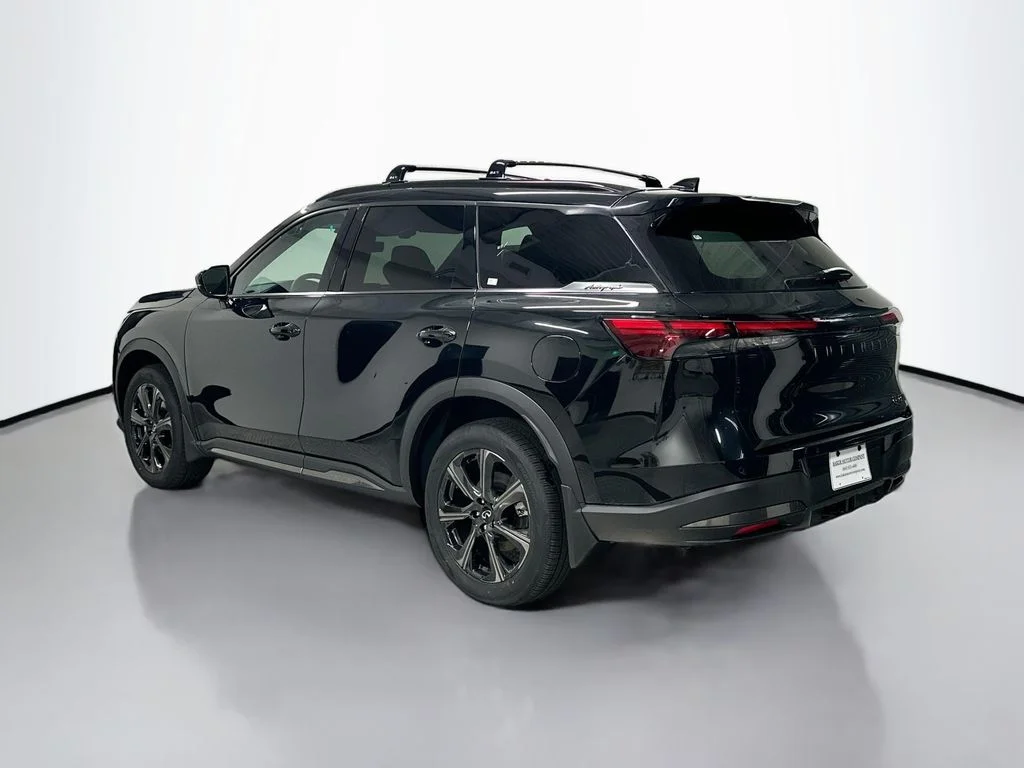 New 2027 Mineral INFINITI Autograph image 3
