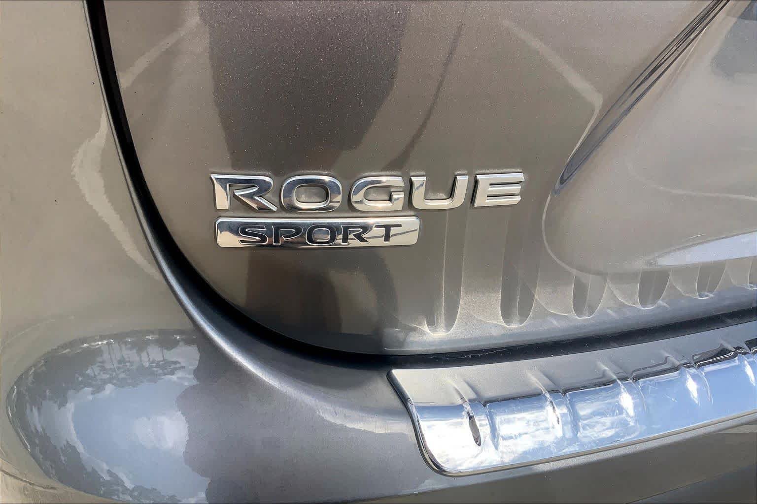 Used 2017 Gun Metallic Nissan SV image 30