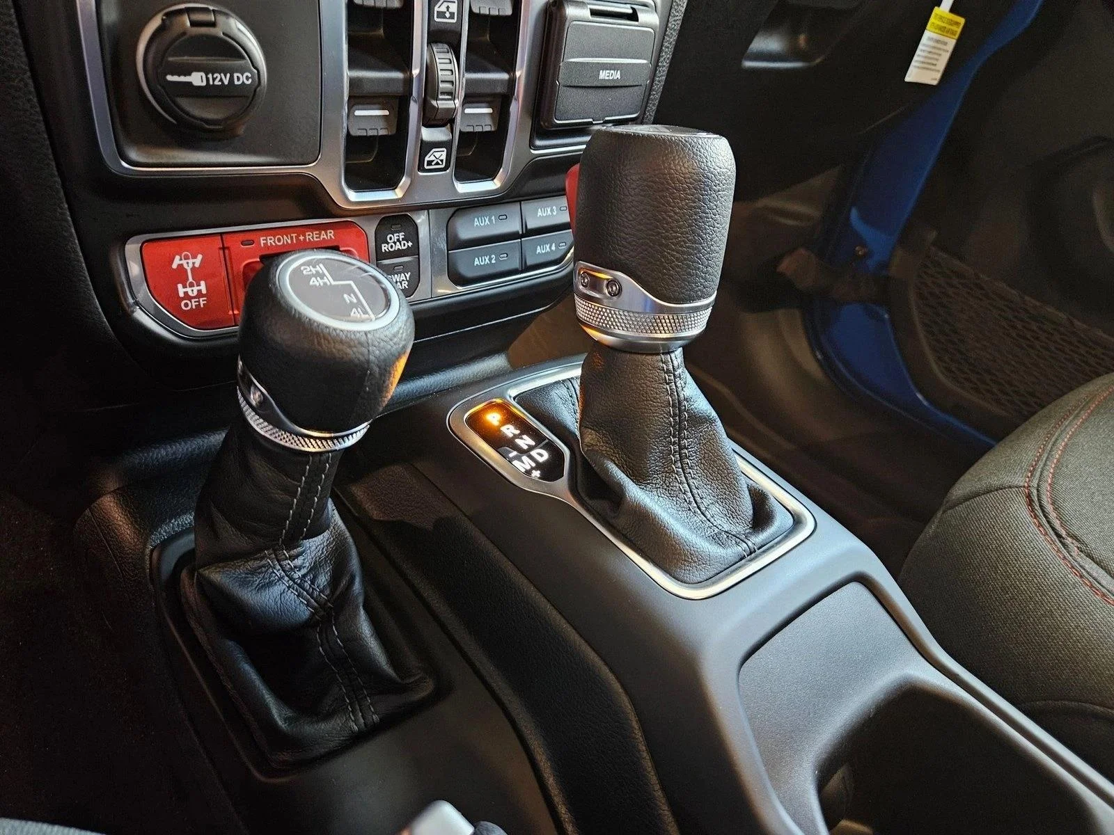 New 2026 Hydro Blue Pearlcoat Jeep Rubicon image 11