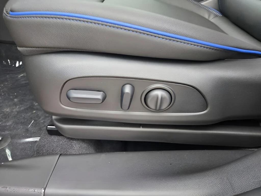 2026 Buick Encore GX Sport Touring - Photo 17
