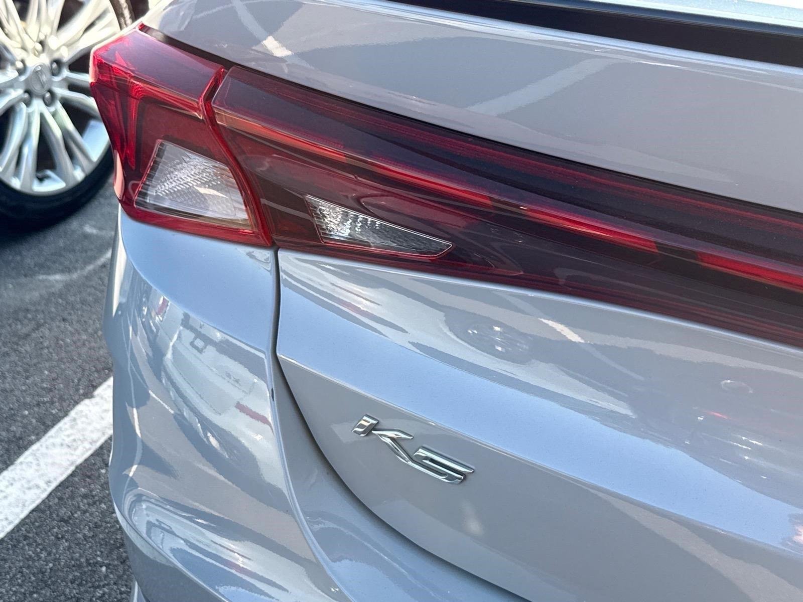 Used 2021 Wolf Gray Kia GT-Line image 12