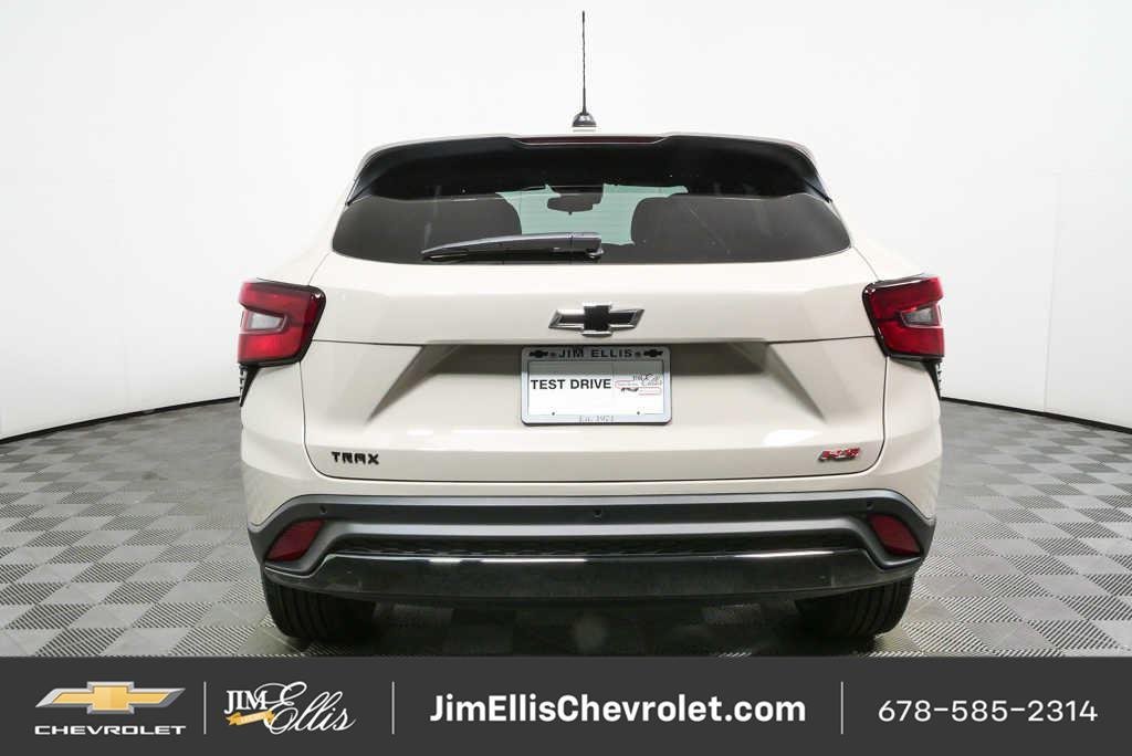 2026 Chevrolet Trax RS - Photo 24