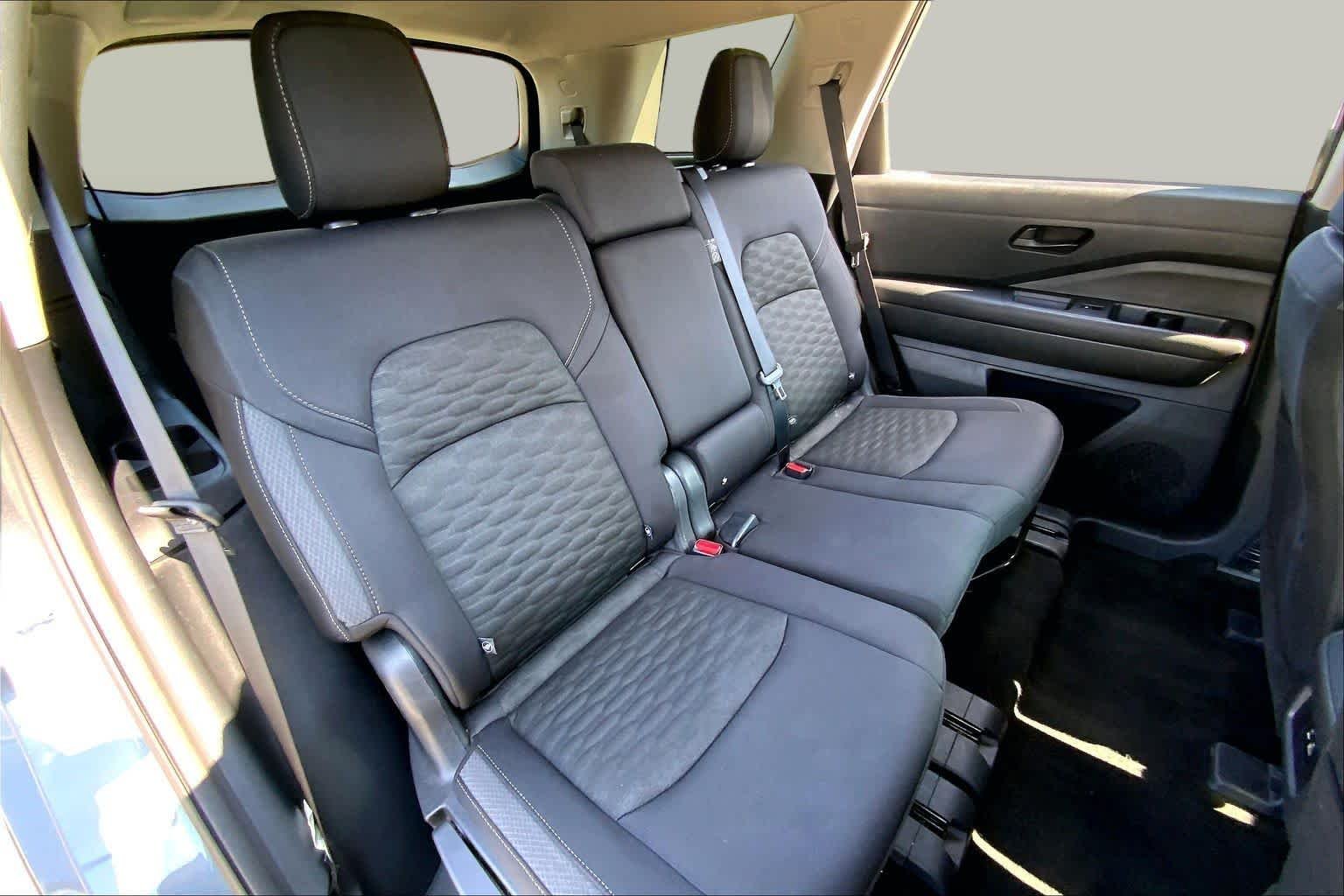 Used 2024 Gun Metallic Nissan SV image 19