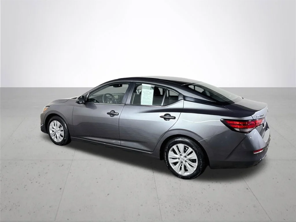 Used 2025 Gray Nissan S image 8