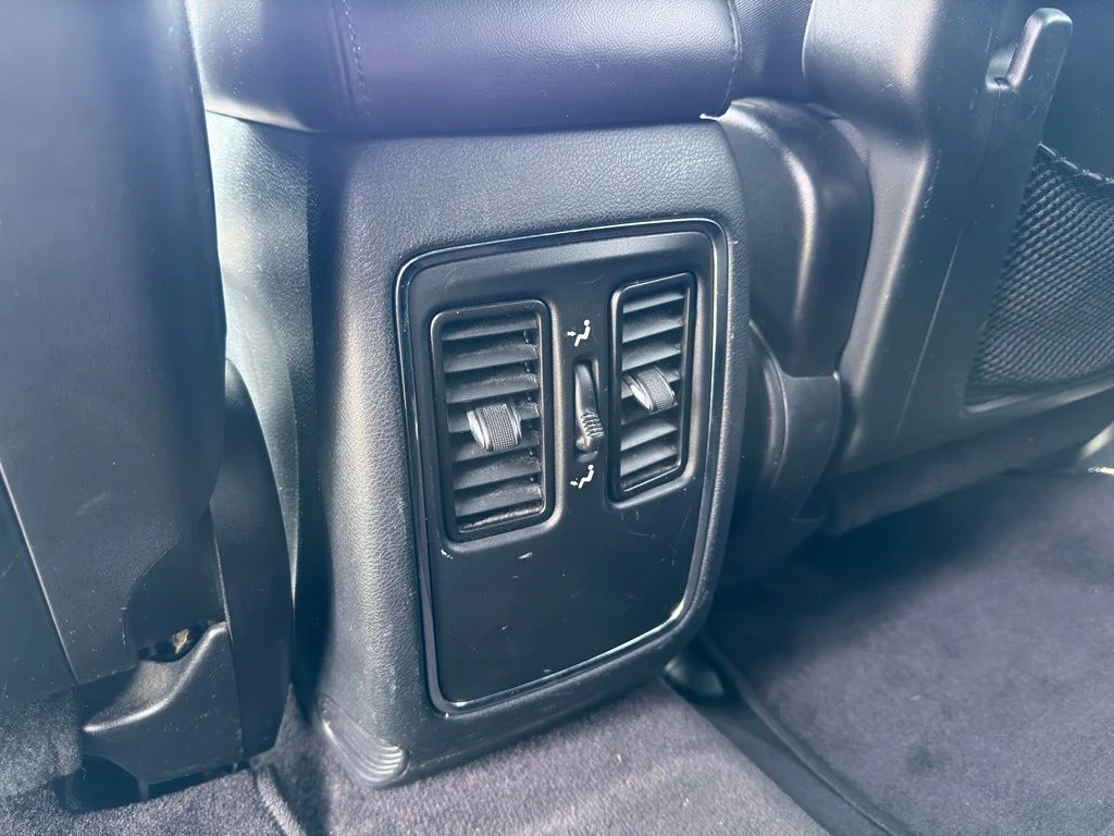 Used 2017 Black Jeep Laredo image 27