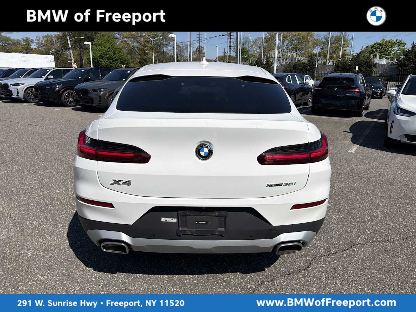 2025 BMW X4 xDrive30i's photo