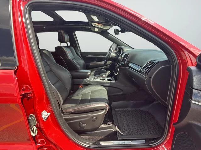 Used 2021 Red Jeep Trailhawk image 26