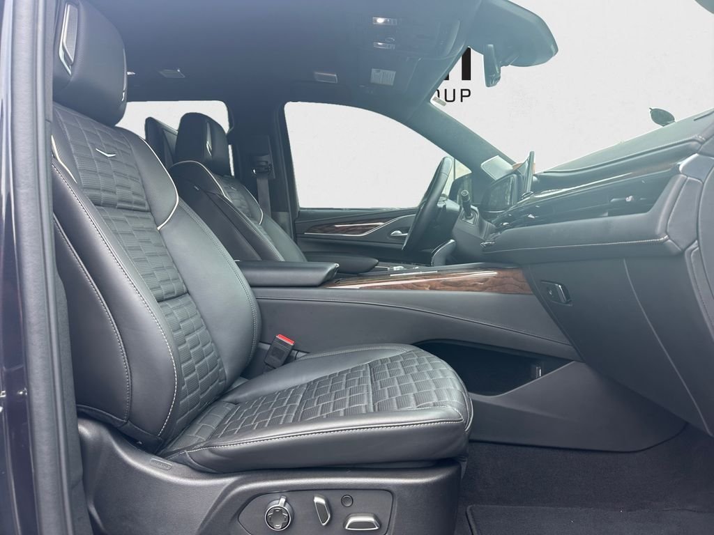 Used 2024 Gray Cadillac Sport Platinum image 26