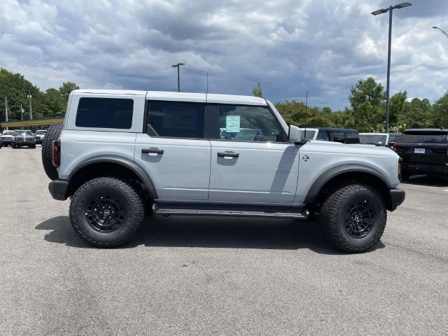 New 2026 White Ford Outer Banks image 2