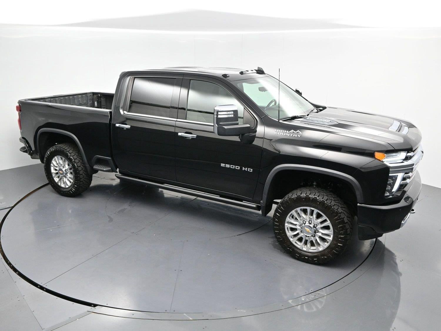 Used 2023 BLACK Chevrolet High Country image 38