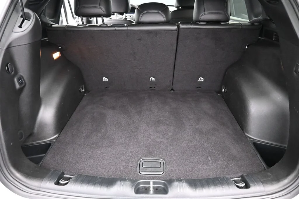 Used 2026 White Jeep Trailhawk image 17