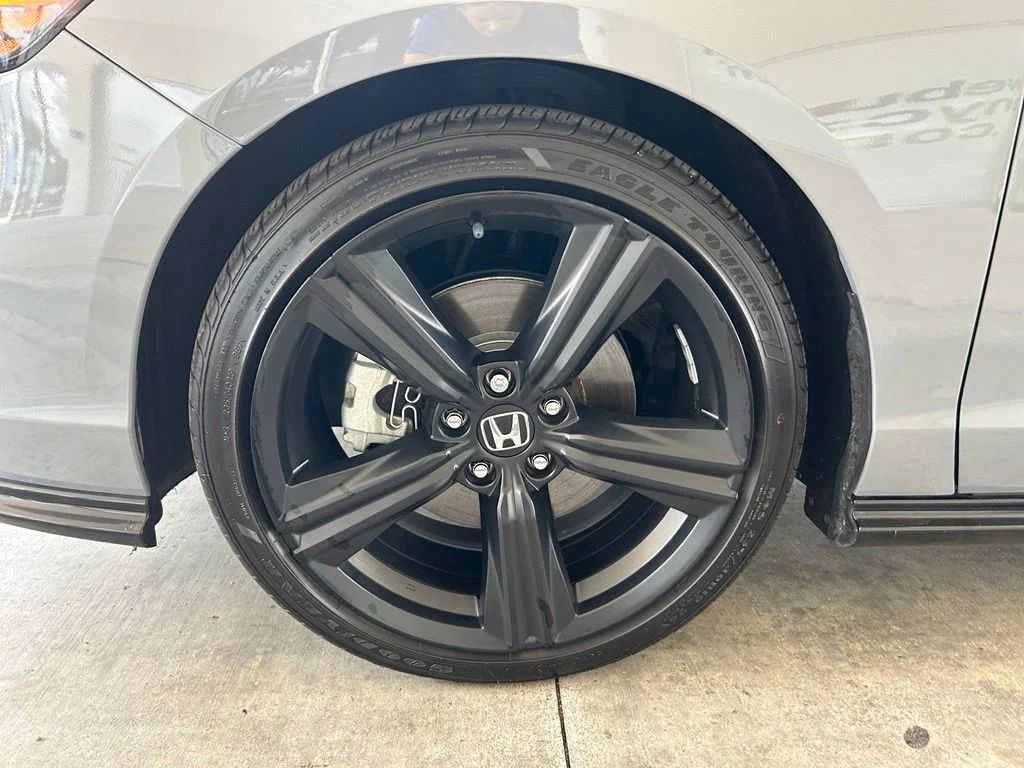 Used 2024 Silver Honda Sport-L image 14