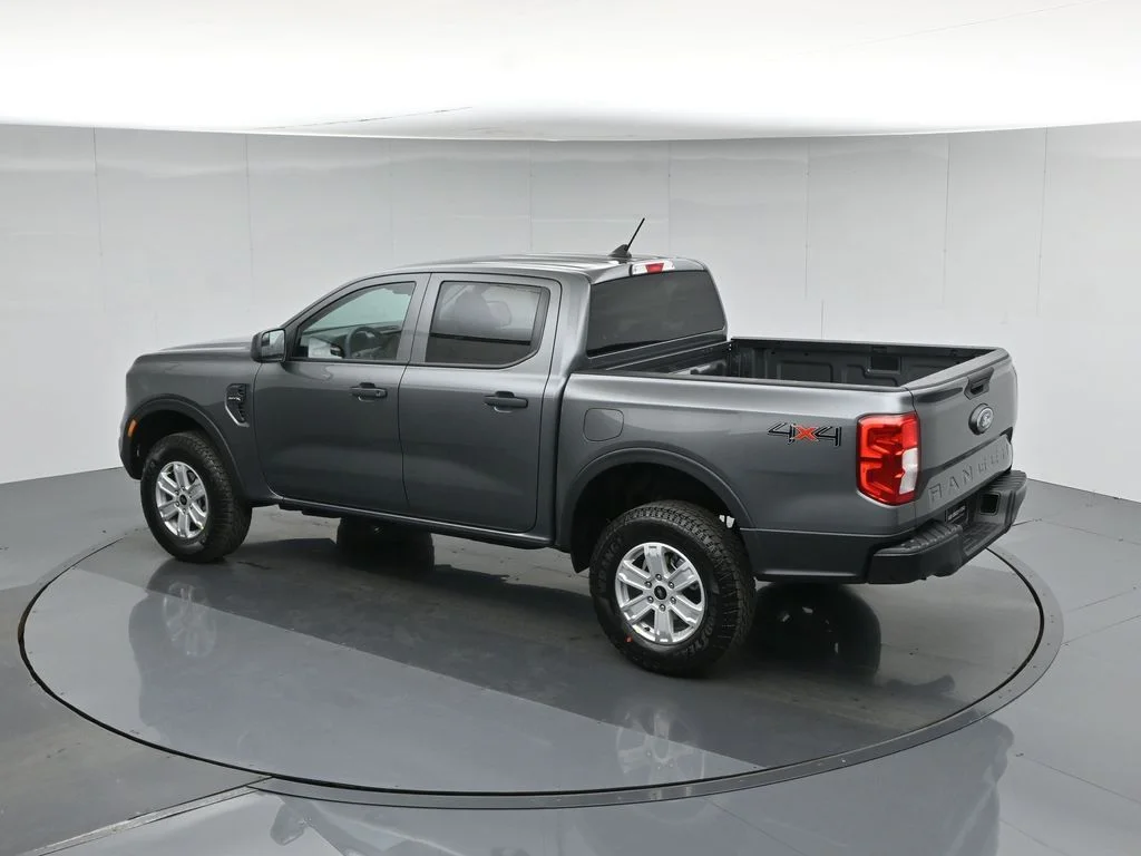 New 2026 Gray Ford XL image 43