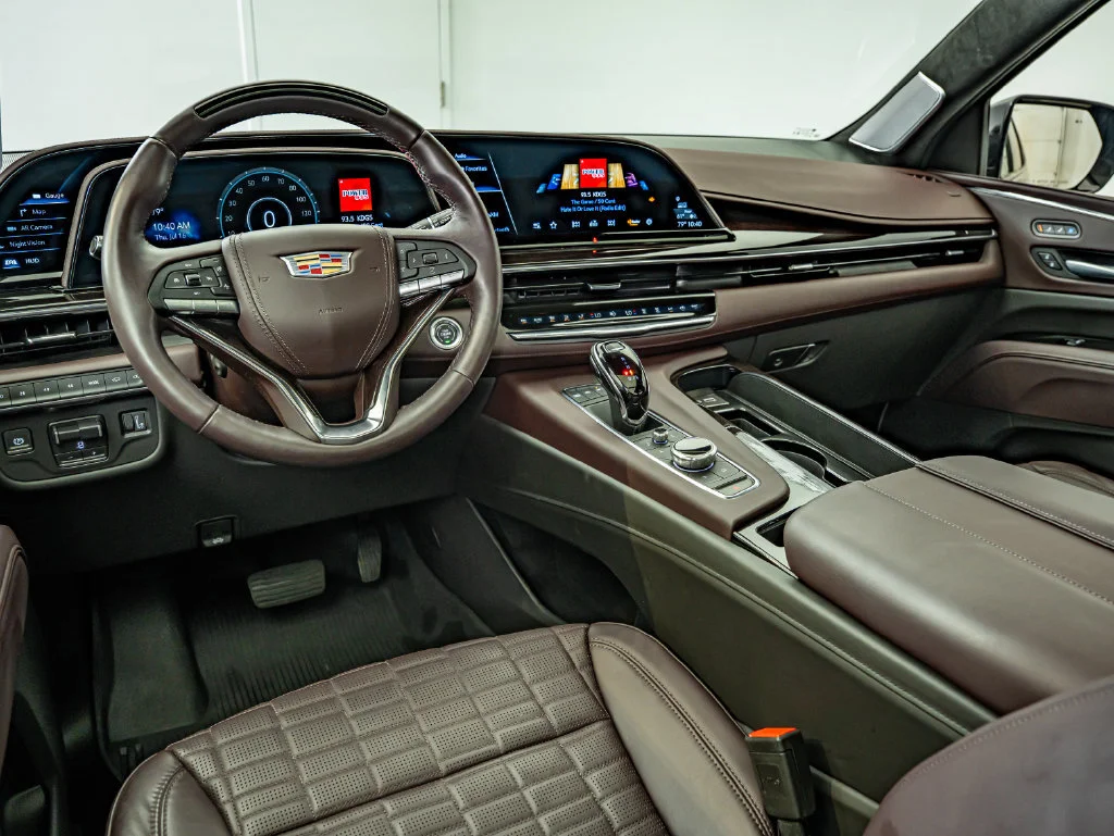 Used 2024 Black Raven Cadillac Sport Platinum image 33
