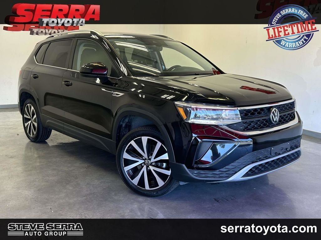 2024 Volkswagen Taos 1.5T SE's photo