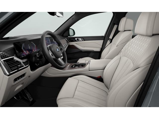 New 2026 Skyscraper Grey Metallic BMW X5 40i image 6