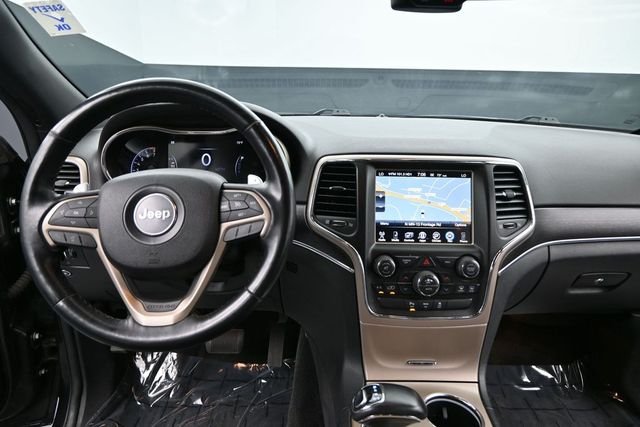 Used 2015 Black Jeep Limited image 9