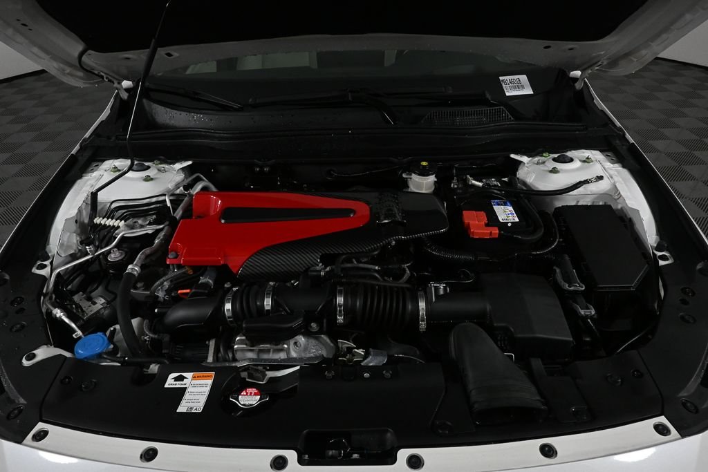 Used 2018  Honda Touring image 30