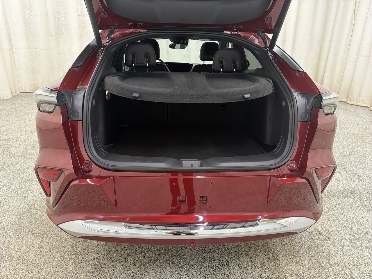 Used 2025 Cinnabar Metallic Buick Avenir image 17