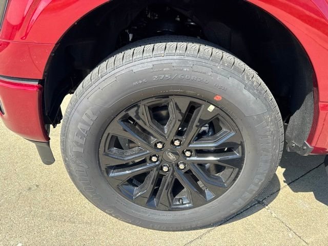 New 2026 Ruby Red Metallic Tinted Clearcoat Ford Lariat® image 12