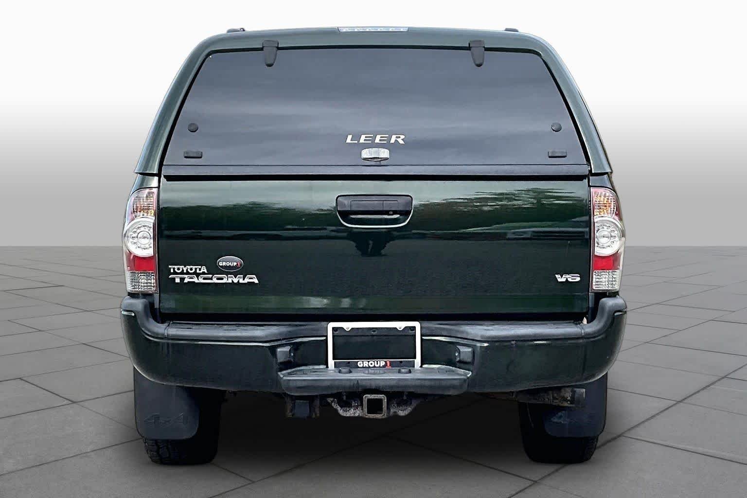 Used 2014 Spruce Mica Toyota  image 4
