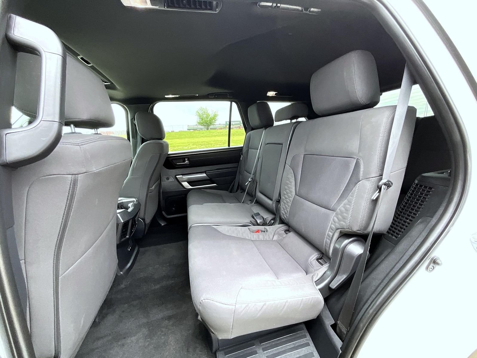 Used 2025 White Toyota SR5 image 22