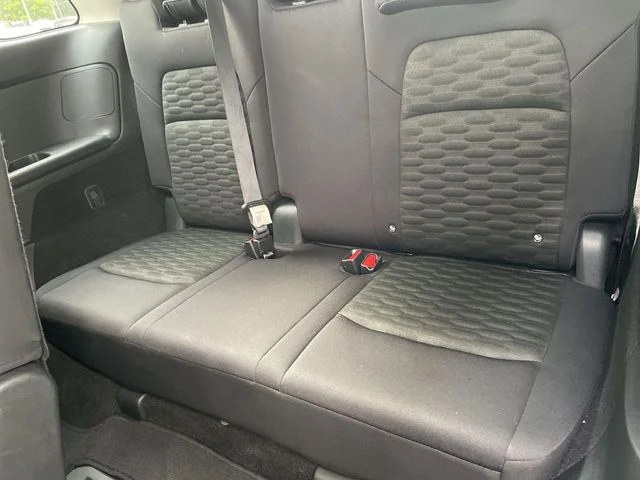 Used 2024 White Nissan S image 22